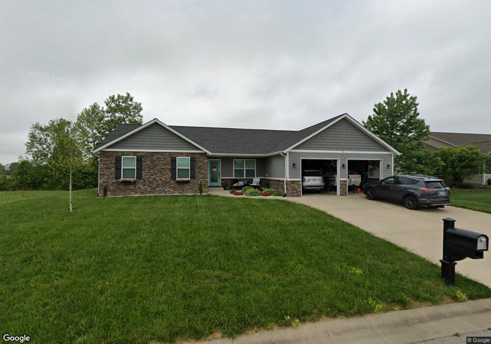 309 Telluride Dr, Freeburg, IL 62243 - photo 1