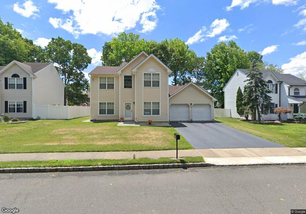39 Nutmeg Rd, Matawan, NJ 07747 - photo 1