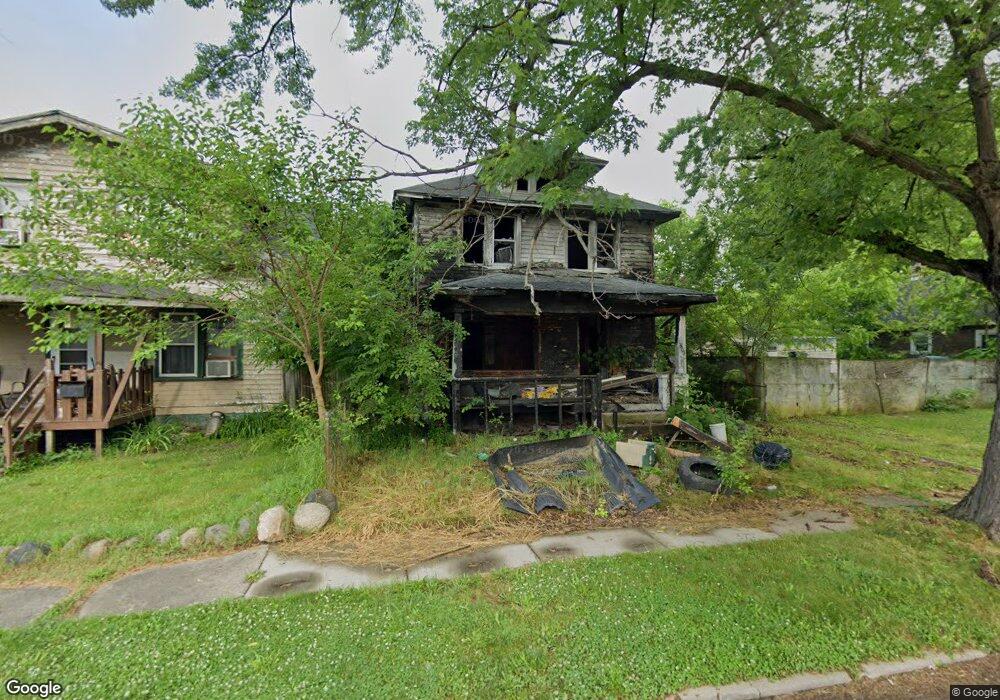 1505 Maplewood Ave, Flint, MI 48506 - photo 1