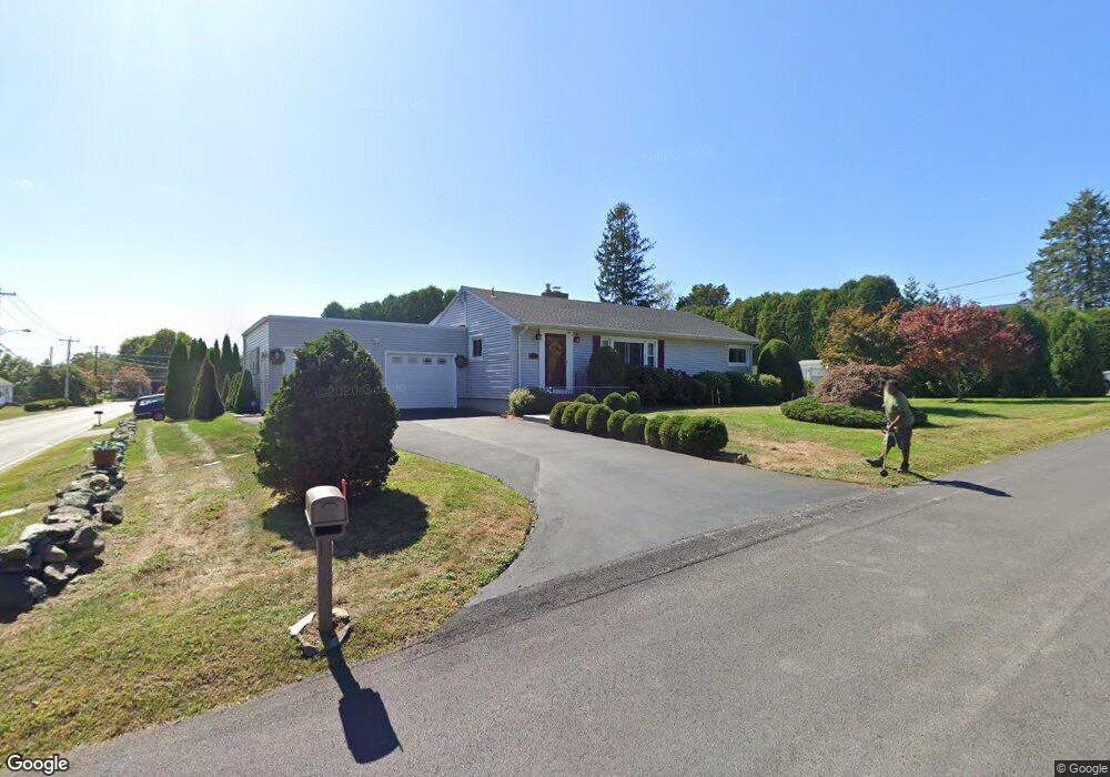 4 Ward St, Middletown, RI 02842 - photo 1