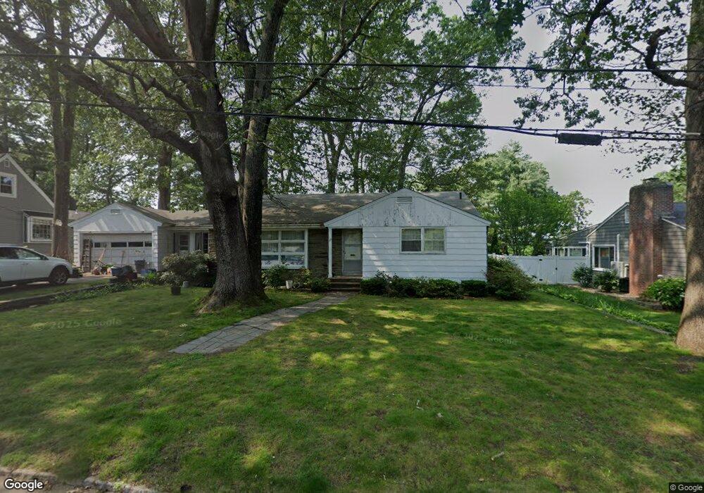 148 Sagamore Rd, Cranston, RI 02920 - photo 1