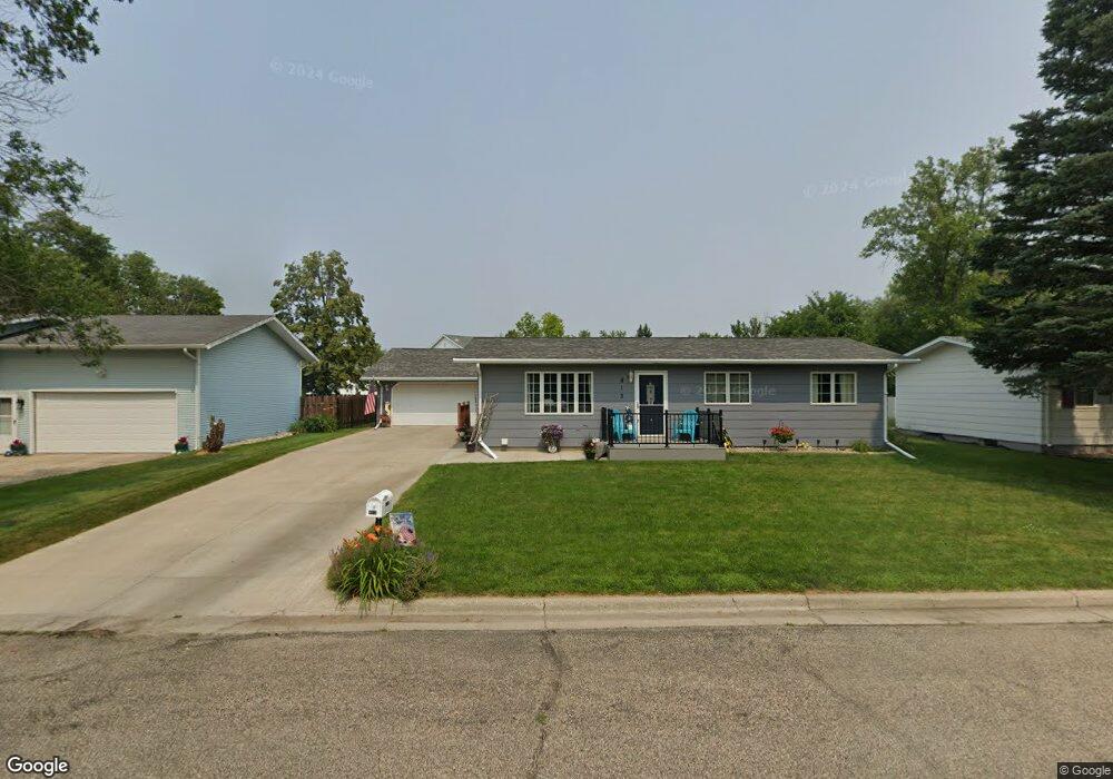 813 18th St NE, Jamestown, ND 58401 - photo 1