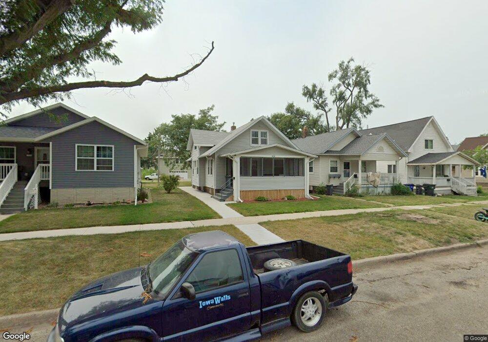 1426 2nd St SW, Cedar Rapids, IA 52404 - photo 1