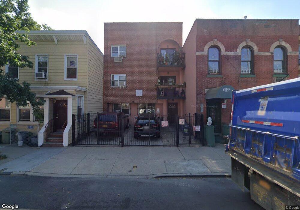 3149 42nd St, Astoria, NY 11103 - photo 1