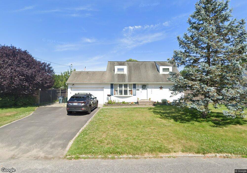 469 2nd Ave, Bayport, NY 11705 - photo 1