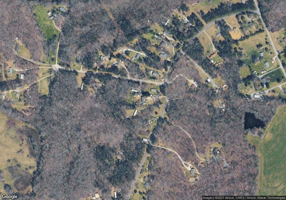 211 Davidson Rd, Clover, SC 29710 - photo 1