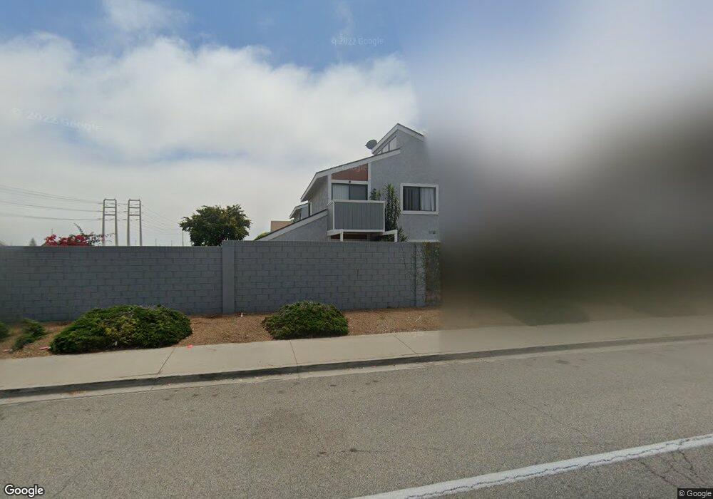 5112 Longfellow Way unit 19, Oxnard, CA 93033 - photo 1