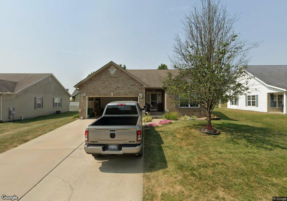1218 Dolan Ln, Jerseyville, IL 62052 - photo 1