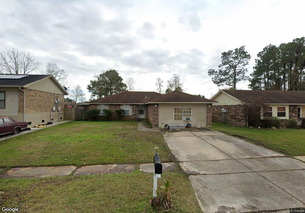 152 Trafalgar Square, Slidell, LA 70461 - photo 1