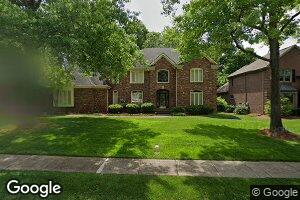 1004 Oxmoor Woods Pkwy, Louisville, KY 40222