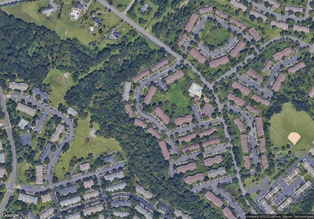 54 Lindsey Ct unit B1, Franklin Park, NJ 08823 - photo 1