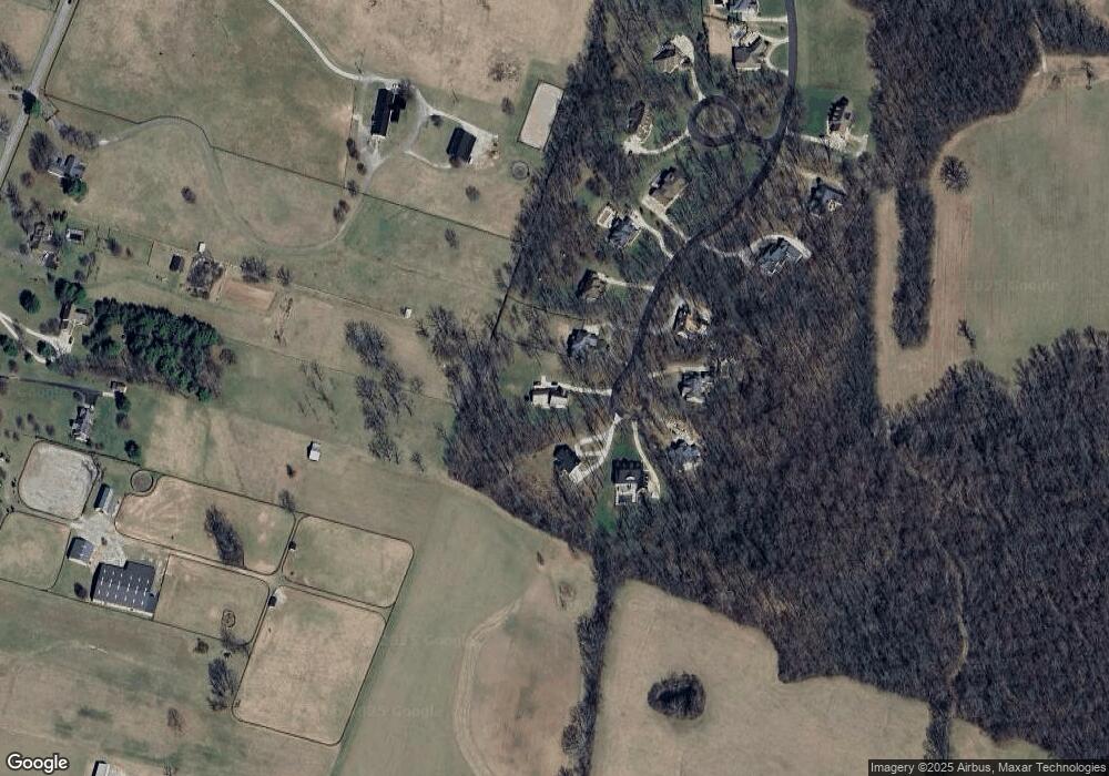 6140 Hidden Away Ln unit 15-16, Versailles, KY 40383 - photo 1