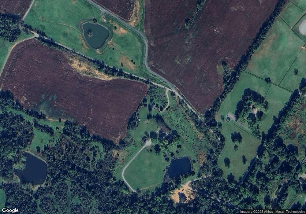 35339 Appalachian Trail Rd, Round Hill, VA 20141 - photo 1