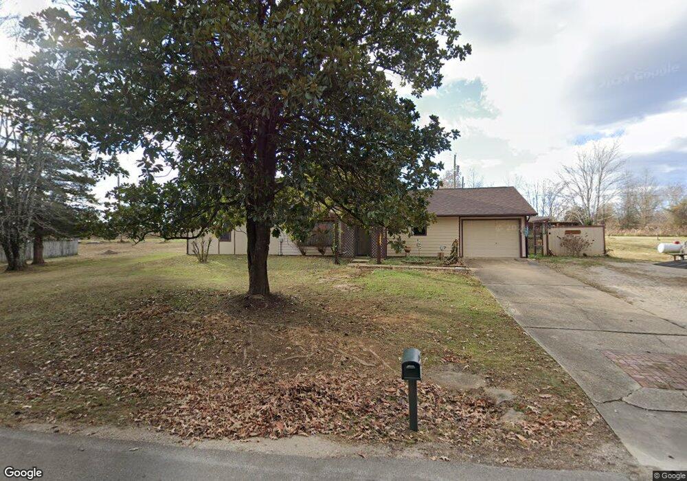 5063 Linwood Dr, Poplar Bluff, MO 63901 - photo 1