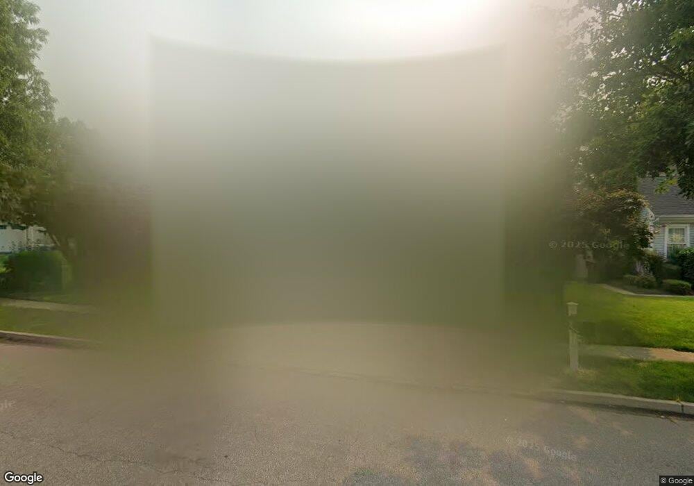 285 Mailands Rd, Fairfield, CT 06824 - photo 1