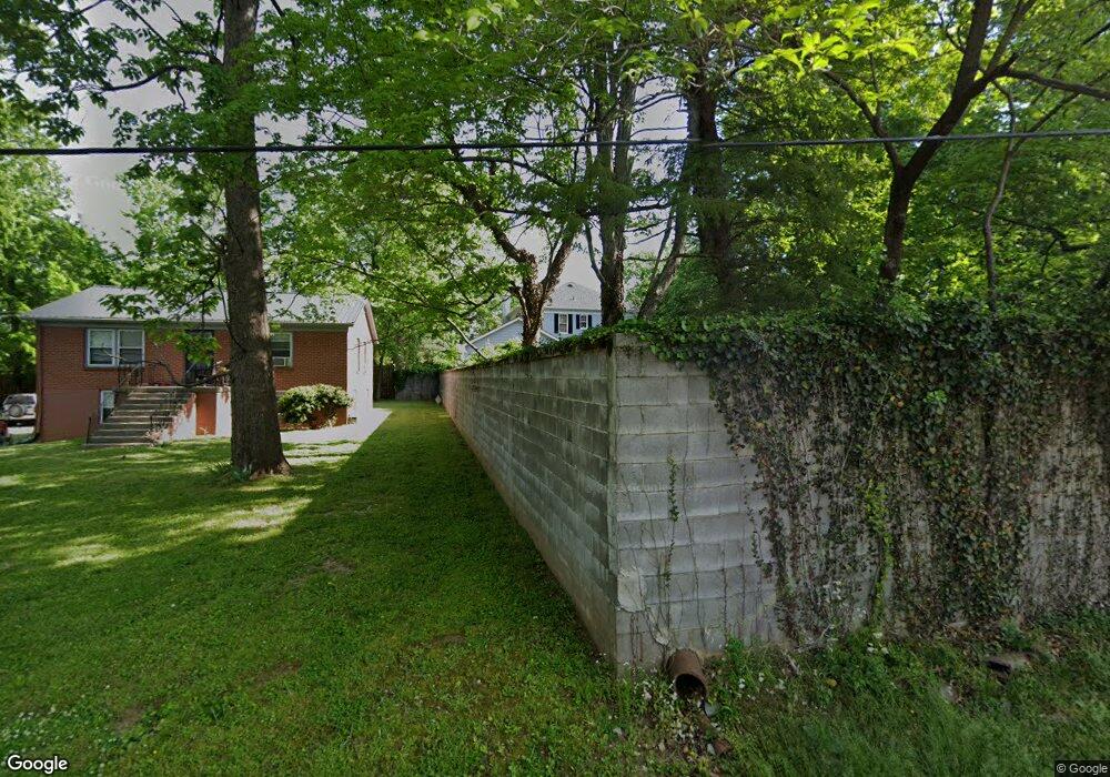 928 Academy St unit 928, Columbia, TN 38401 - photo 1