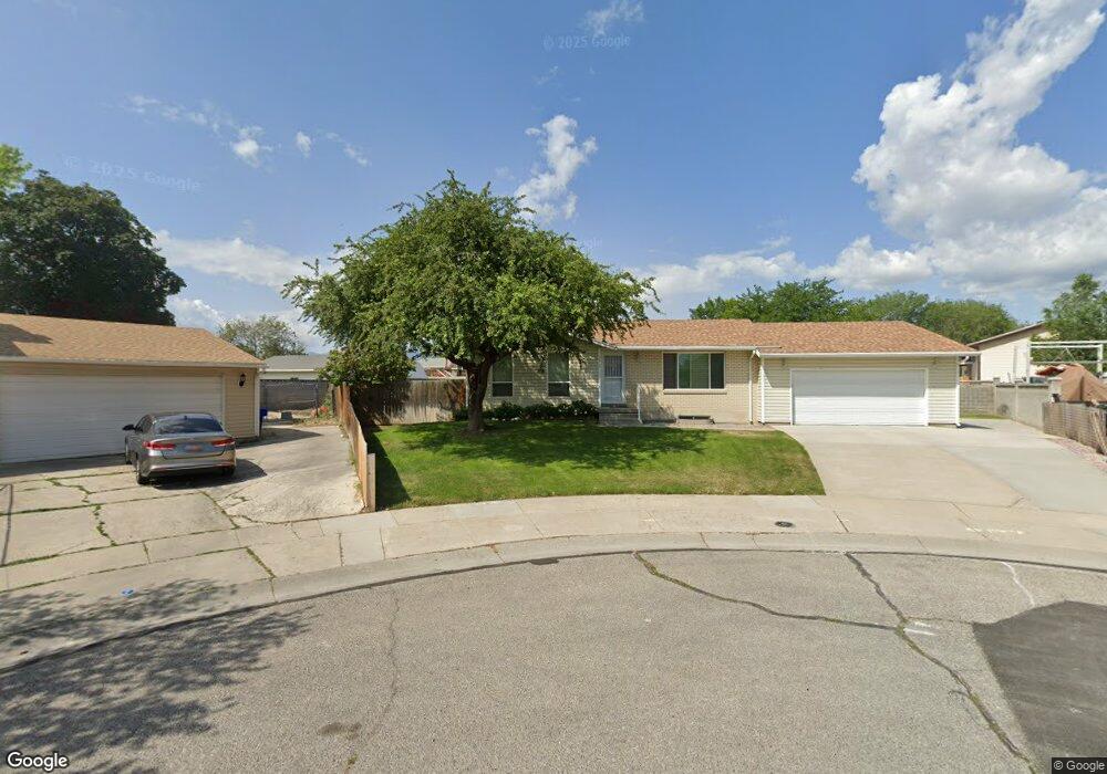 3853 Farthington Cir, West Jordan, UT 84088 - photo 1