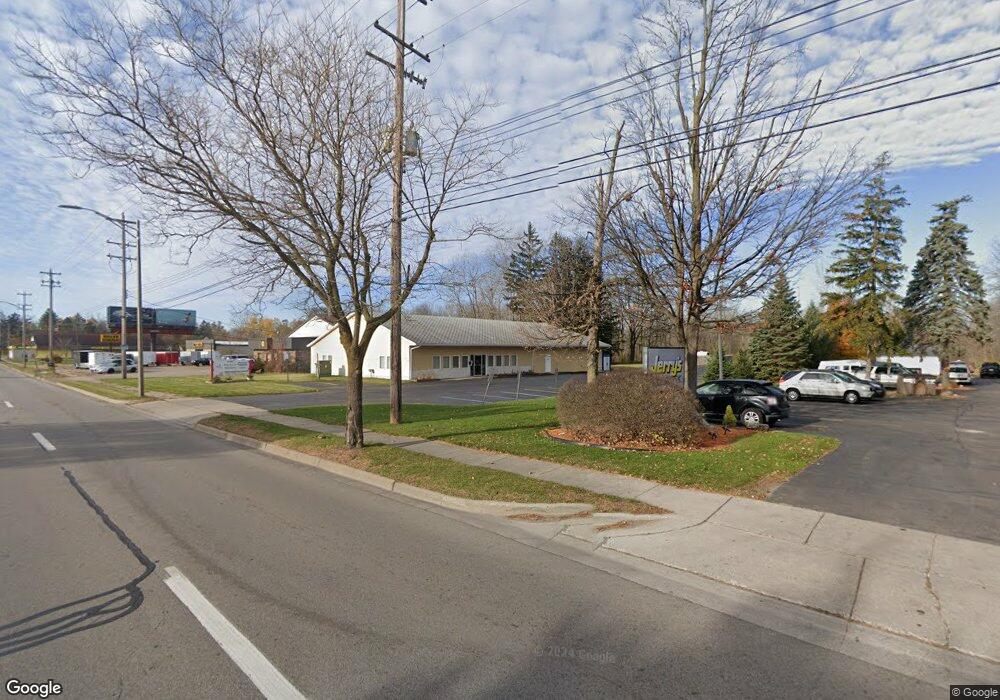 5606 S Martin Luther King jr Blvd, Lansing, MI 48911 - photo 1