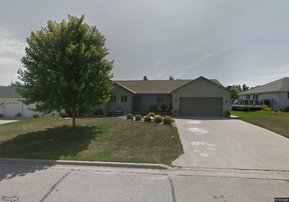 1005 W 2nd St, Zumbrota, MN 55992 - photo 1