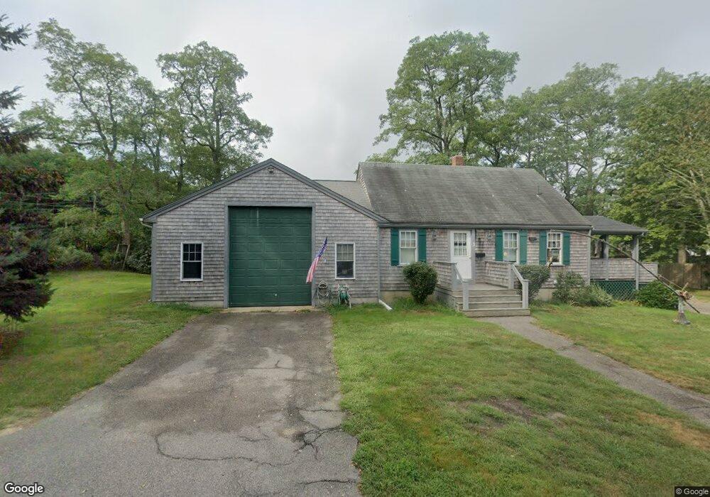 3 Winslow St, Buzzards Bay, MA 02532 - photo 1