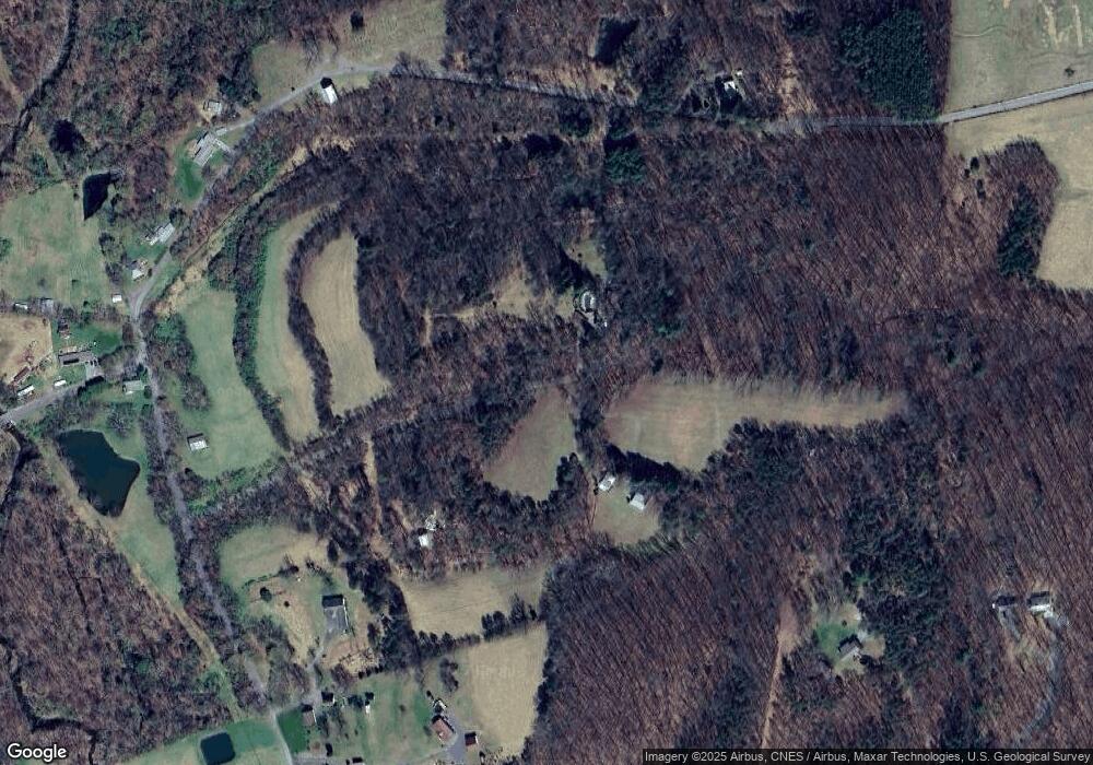 210 Quail Run Ln, Berkeley Springs, WV 25411 - photo 1