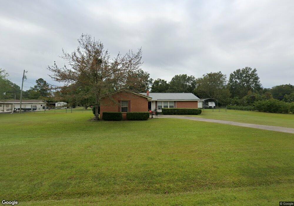 10 E Bennett Ave, Hazlehurst, GA 31539 - photo 1