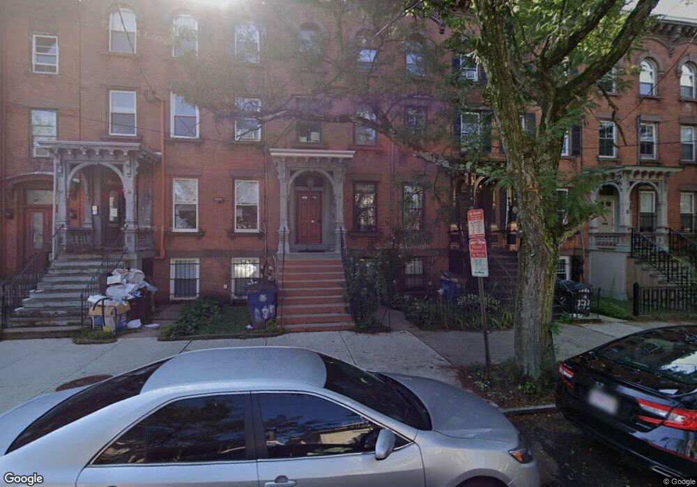 275 Dwight St unit 3, New Haven, CT 06511 - photo 1