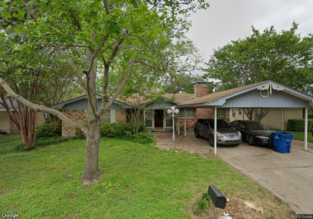 1707 Lyndale Dr, Ennis, TX 75119 - photo 1