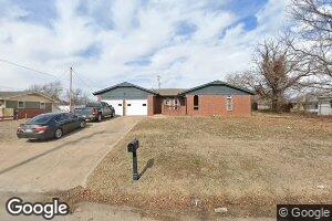 107 E 9th Ave, Caney, KS 67333