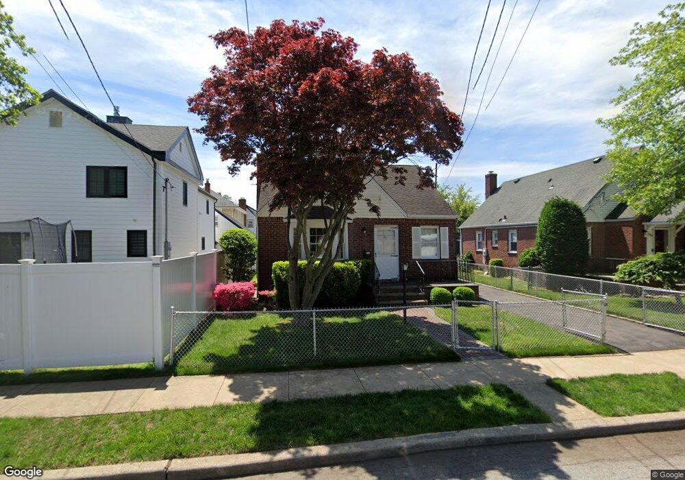 911 Benris Ave, Franklin Square, NY 11010 - photo 1