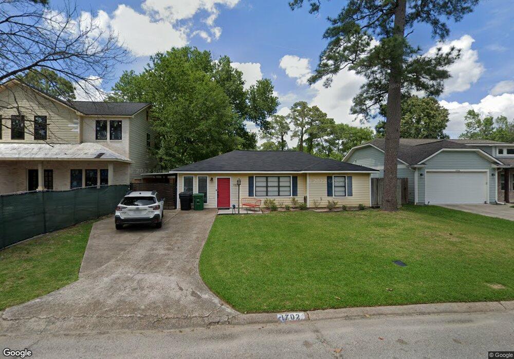 1702 Candlelight Ln, Houston, TX 77018 - photo 1