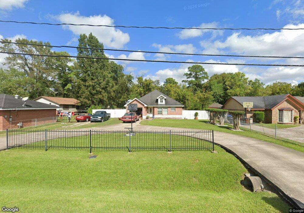 6903 Banyan St, Houston, TX 77028 - photo 1