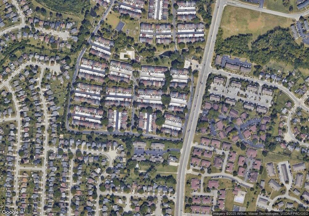 652 Dlyn St, Columbus, OH 43228 - photo 1