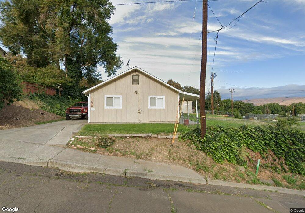 1705 I St, the Dalles, OR 97058 - photo 1