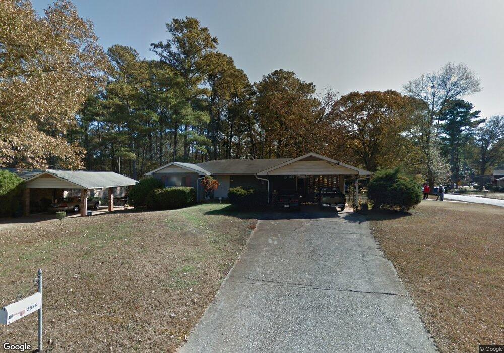 3936 Wildwood Lake Dr SW, Atlanta, GA 30331 - photo 1