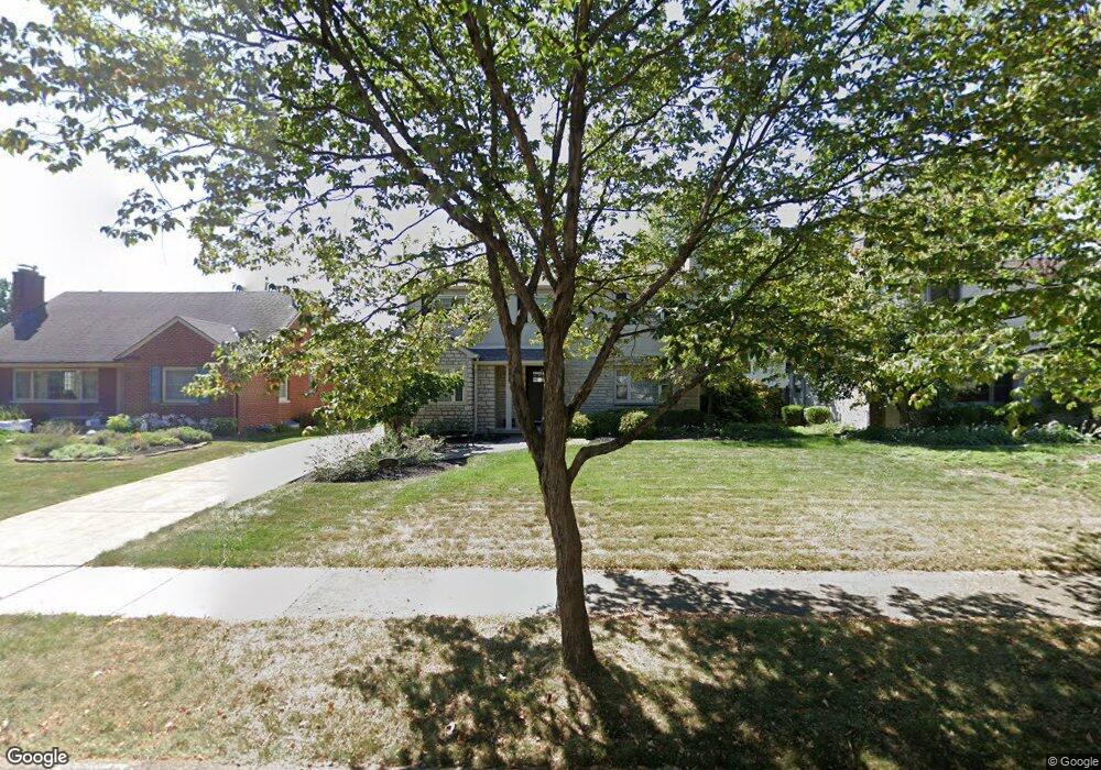 1529 Grenoble Rd, Columbus, OH 43221 - photo 1