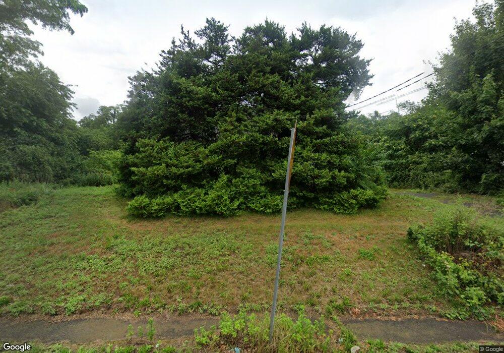 190 Sackett Point Rd, North Haven, CT 06473 - photo 1