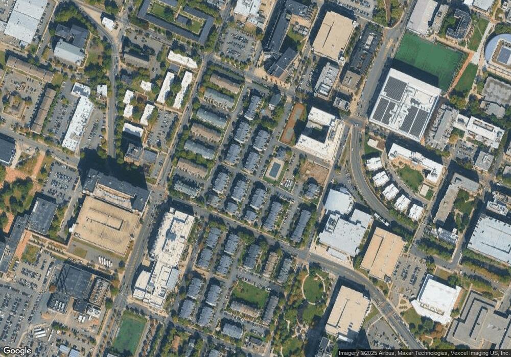 67 Cornerstone Ln, Newark, NJ 07103 - photo 1