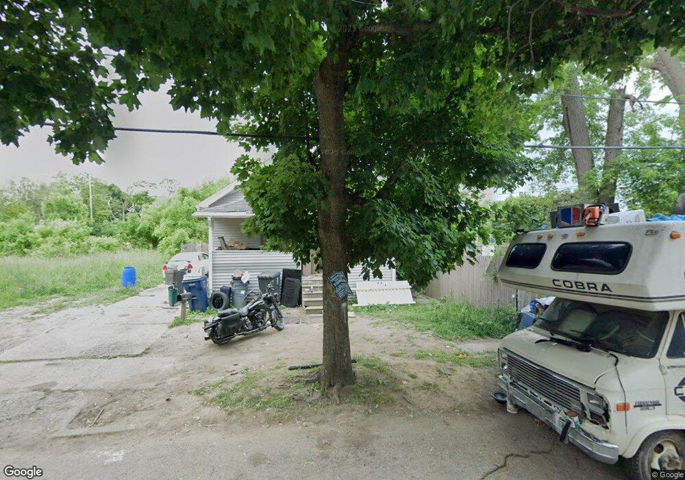 1414 Delaware Ave, Flint, MI 48506 - photo 1