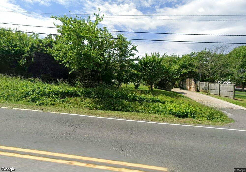 10611 Zion Dr, Fairfax, VA 22032 - photo 1