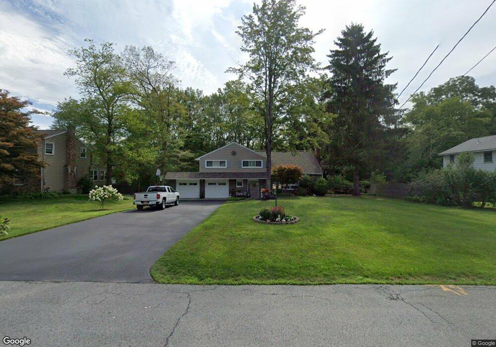 17 Barry Ln, Schenectady, NY 12302 - photo 1