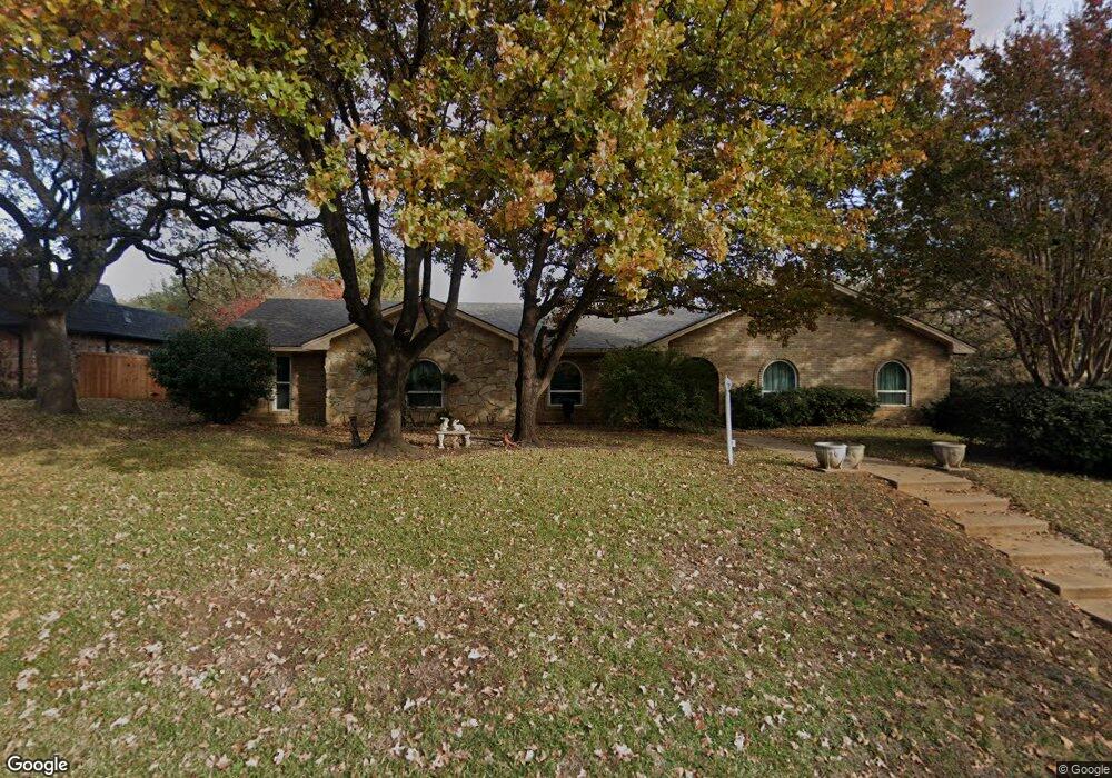 1401 Cliffwood Rd, Euless, TX 76040 - photo 1