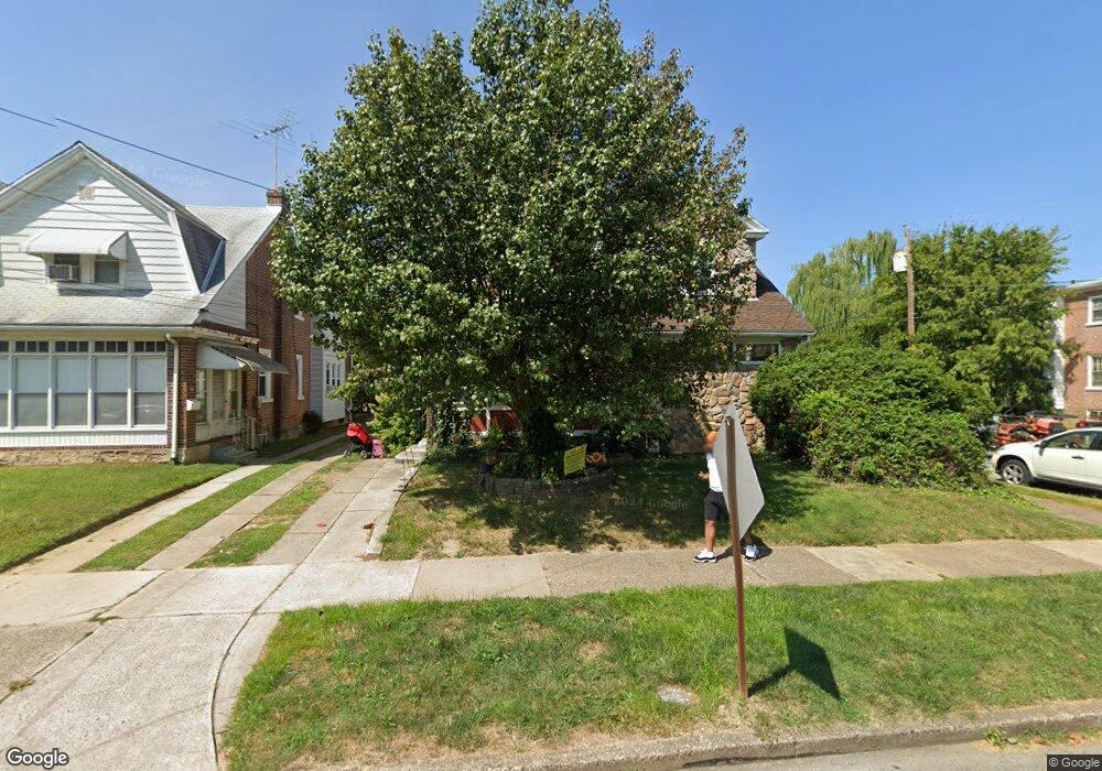 302 W Mowry St, Chester, PA 19013 - photo 1