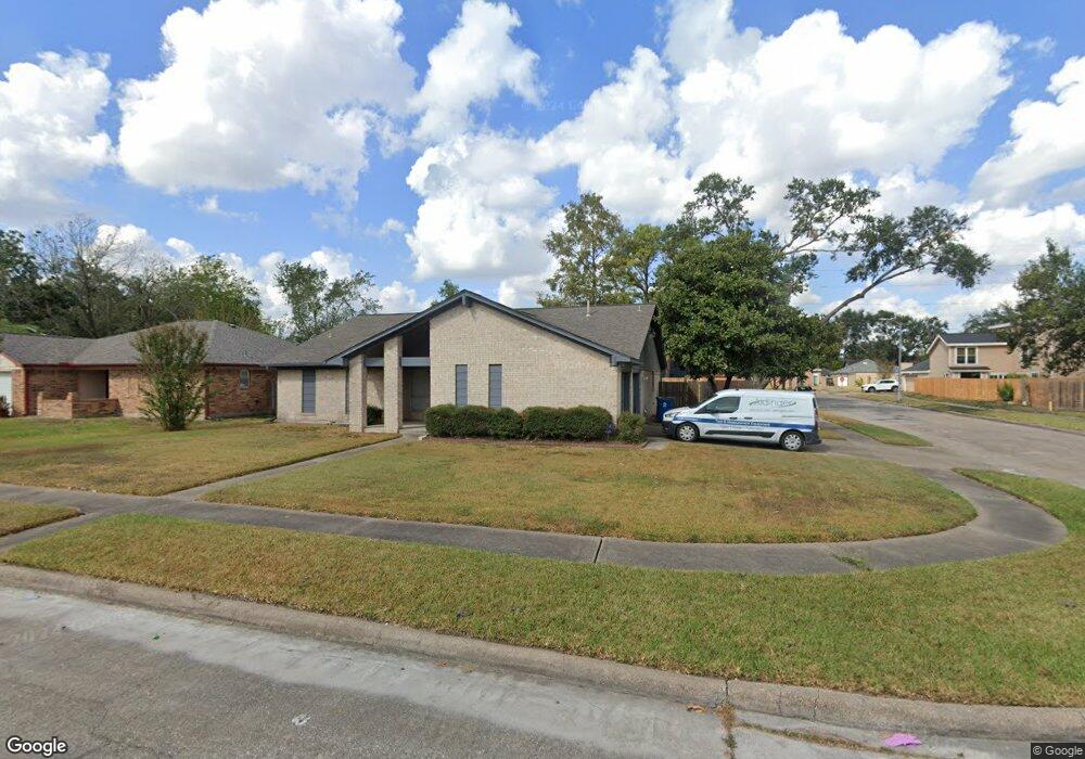 6202 Elkwood Forest Dr, Houston, TX 77088 - photo 1