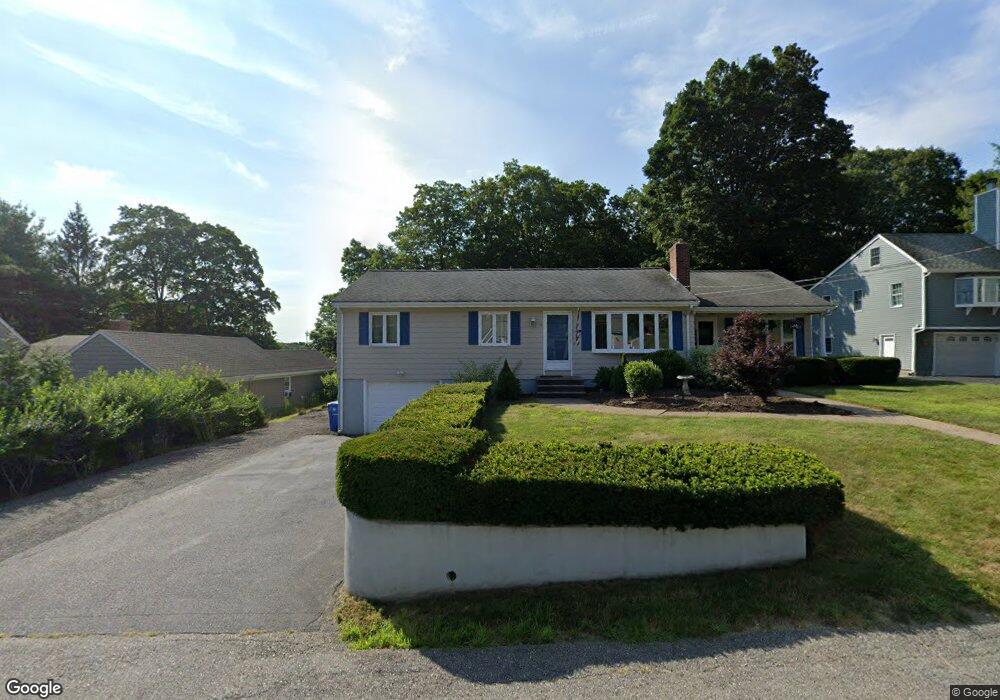 10 Knollcrest Dr, Cumberland, RI 02864 - photo 1