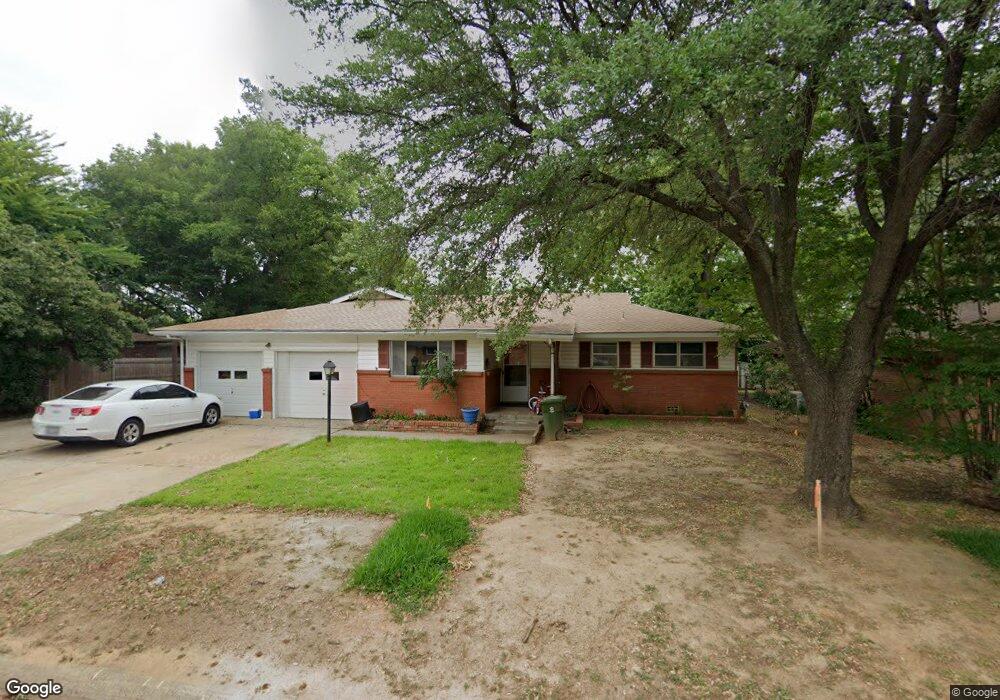 408 Ridgecrest Dr, Hurst, TX 76053 - photo 1