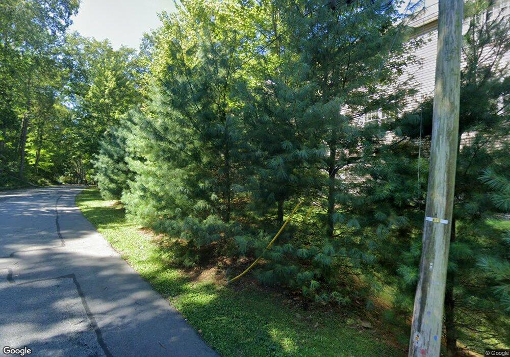 8 Robert Rinaldi Ln, Ossining, NY 10562 - photo 1