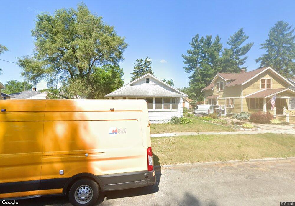 2111 Rowe Ave NE, Grand Rapids, MI 49505 - photo 1