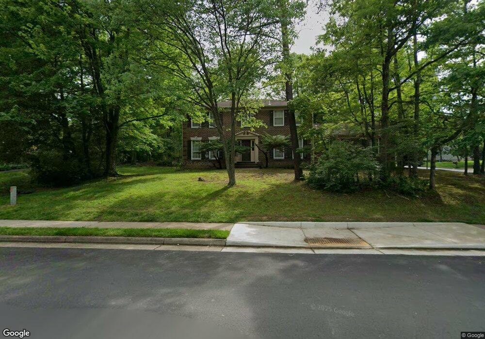 7701 Cervantes Ln, Springfield, VA 22153 - photo 1