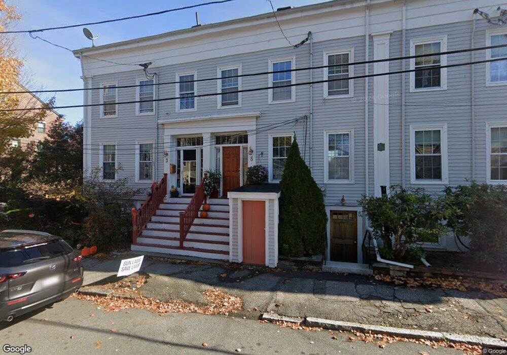 5a Charles St unit A, Newburyport, MA 01950 - photo 1